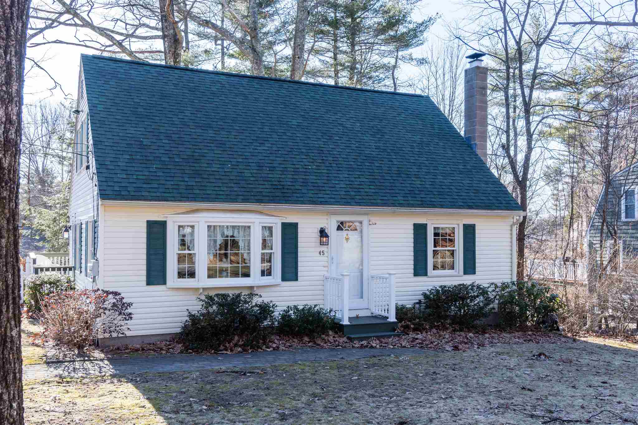 45 Conant Road Nashua, NH 03062 - Photo 1 of 26