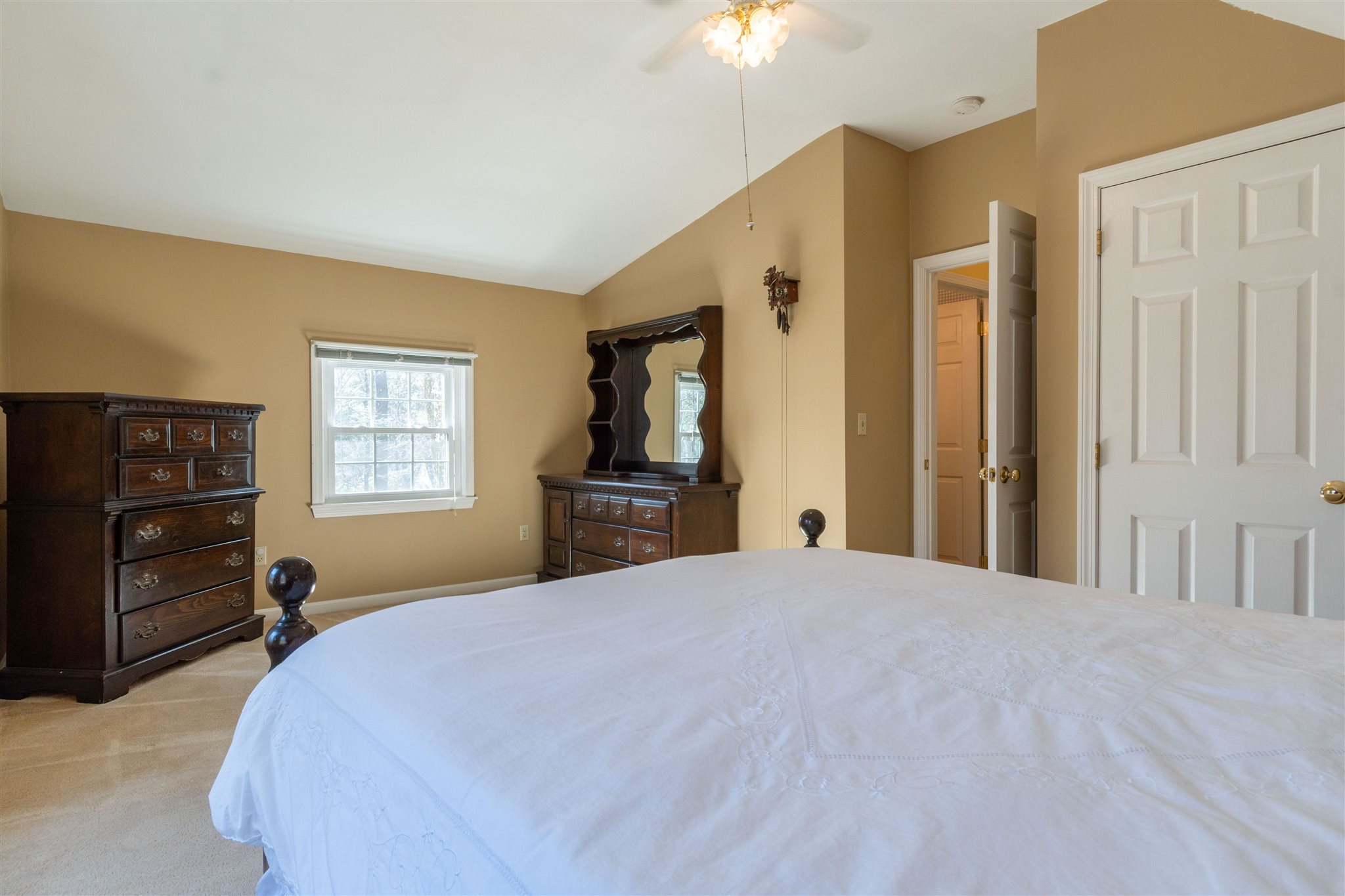 45 Conant Road Nashua, NH 03062 - Photo 14 of 26