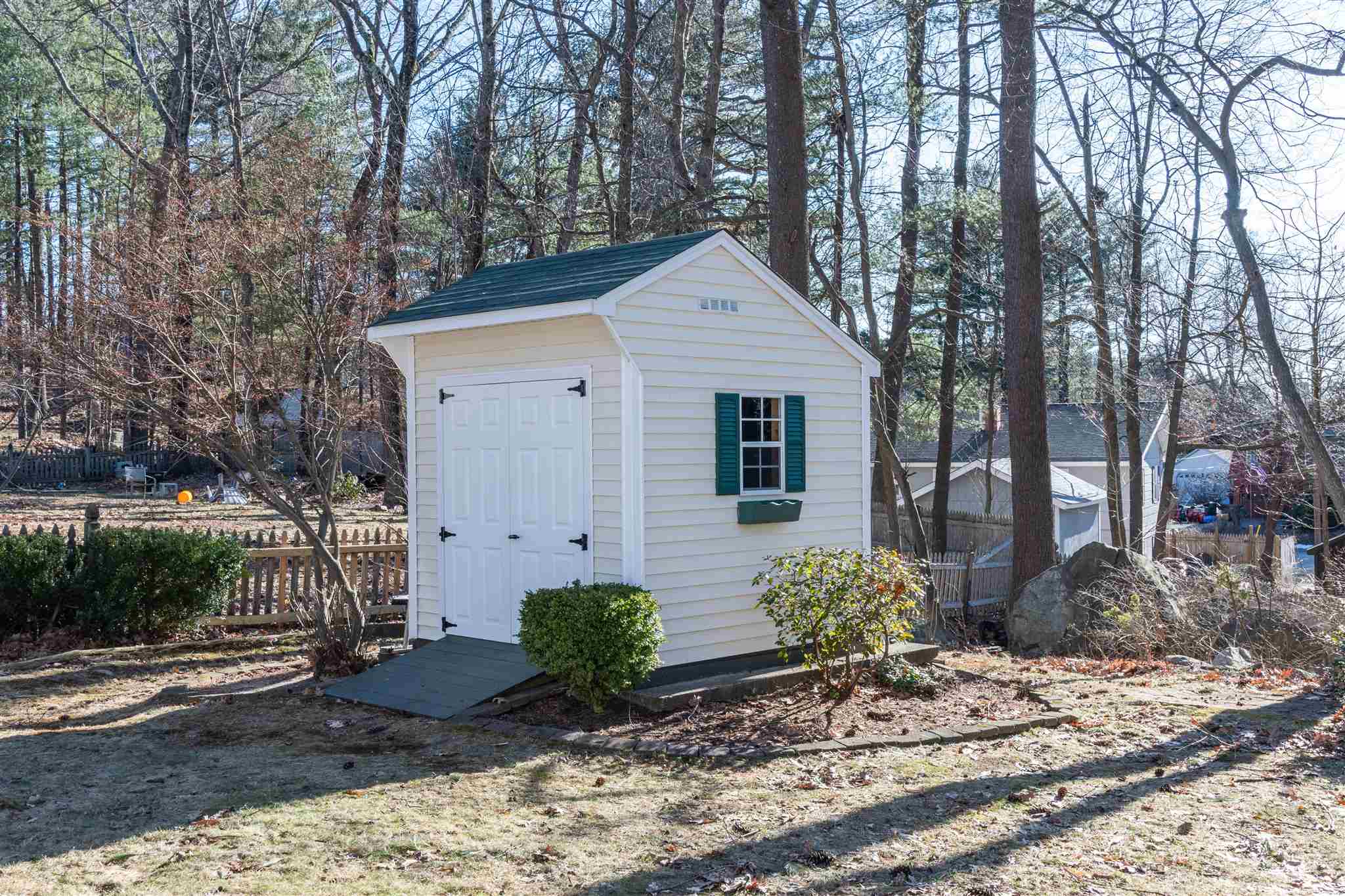 45 Conant Road Nashua, NH 03062 - Photo 24 of 26