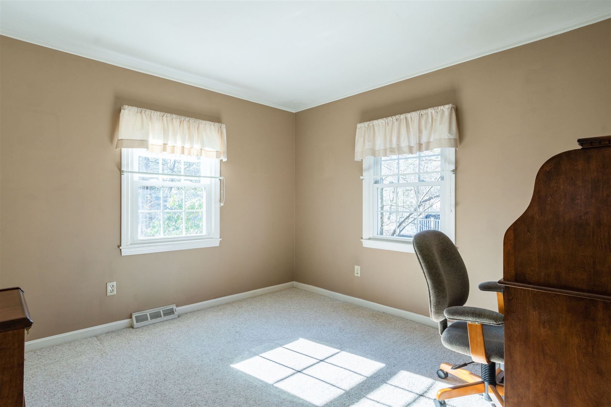45 Conant Road Nashua, NH 03062 - Photo 25 of 26