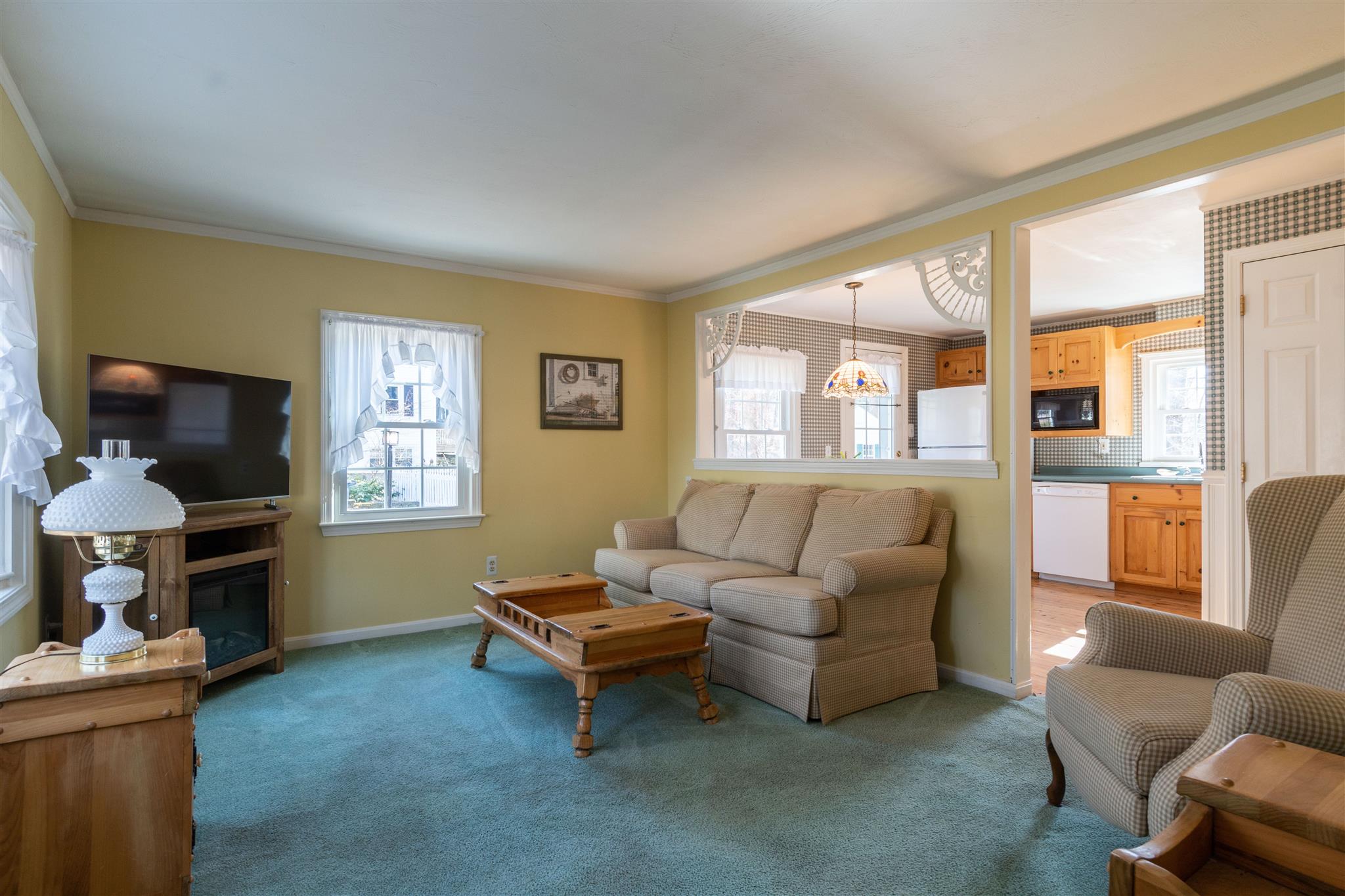 45 Conant Road Nashua, NH 03062 - Photo 9 of 26