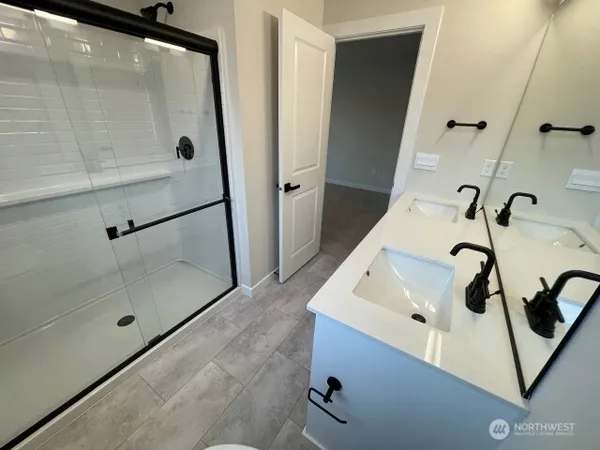 $3,695 | 14707 87th Avenue Southeast, Unit Z1, Snohomish, WA 98296