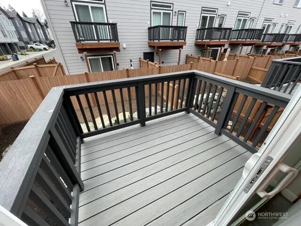 $3,695 | 14707 87th Avenue Southeast, Unit Z1, Snohomish, WA 98296