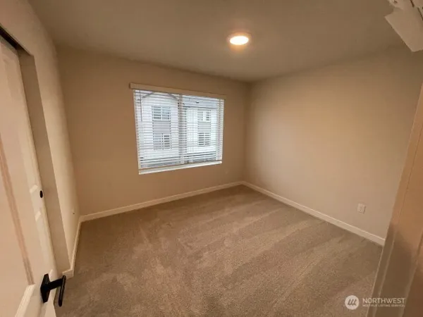 $3,695 | 14707 87th Avenue Southeast, Unit Z1, Snohomish, WA 98296