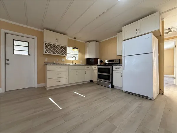 $1,100 | 17730 Highway 27, Unit 43, Clermont, FL 34715