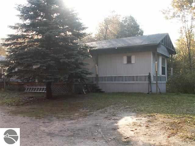 6419 Grace Road Benzonia, MI 49616 - Photo 11 of 11 1739970-10.JPG