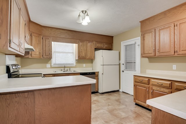 416 Key Avenue New Ellenton, SC 29809 - Photo 10 of 36