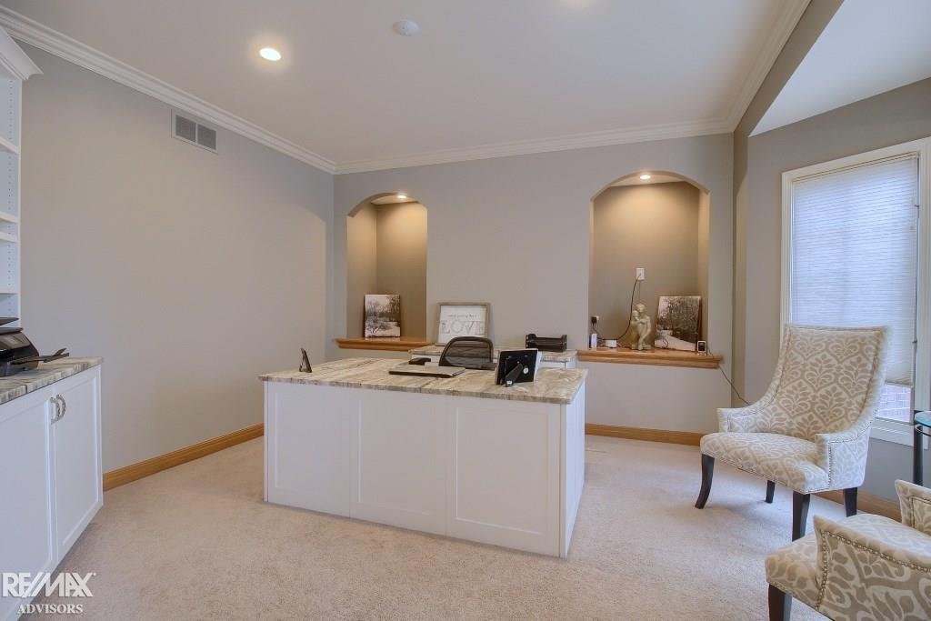 54200 Romeo Plank Road Macomb, MI 48042 - Photo 7 of 38