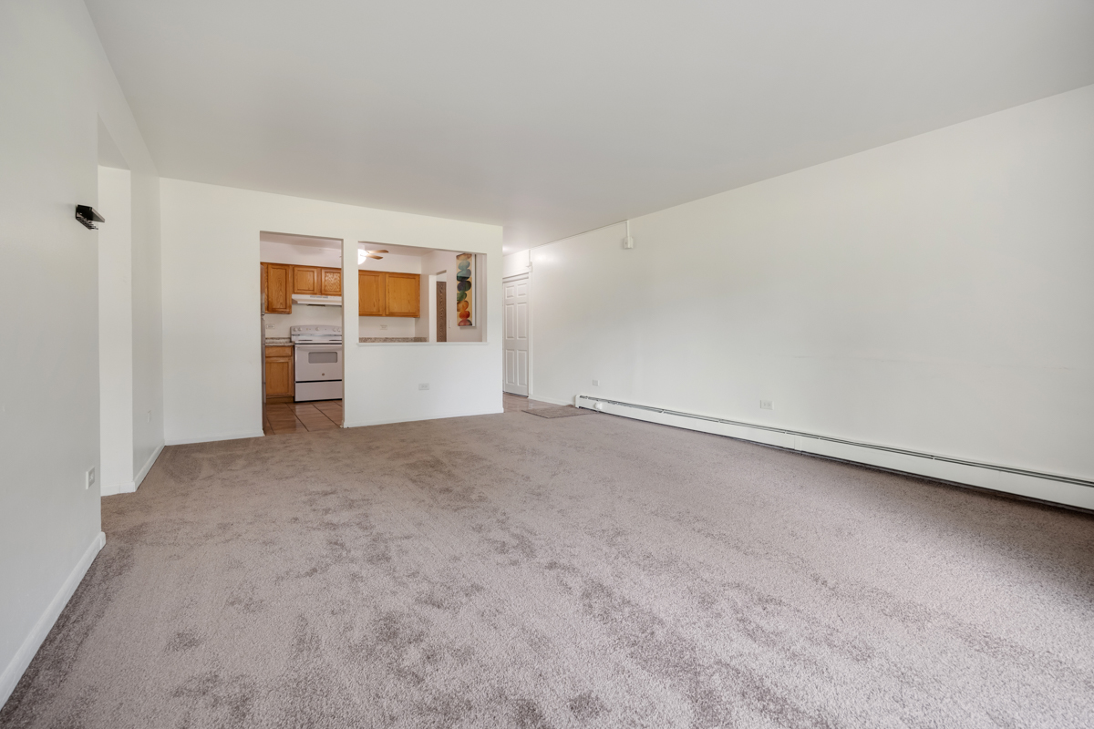 2214 South Goebbert Road, Unit 178 Arlington Heights, IL 60005 - Photo 8 of 25
