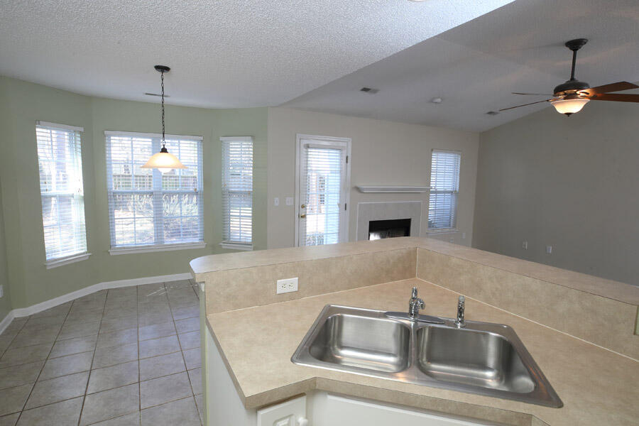 1317 Lantern Road Summerville, SC 29486 - Photo 11 of 23 VFP_5647