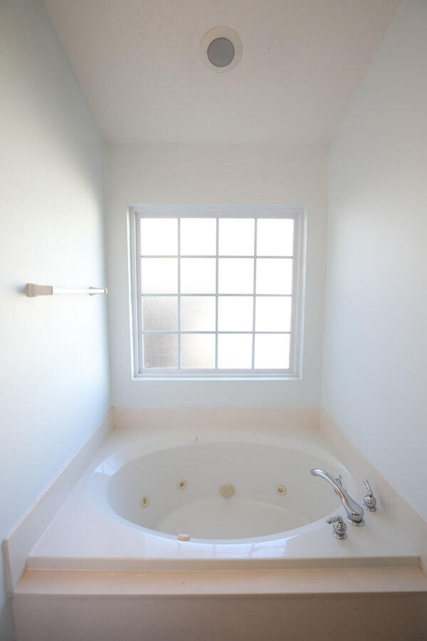 1317 Lantern Road Summerville, SC 29486 - Photo 13 of 23 VFP_5659