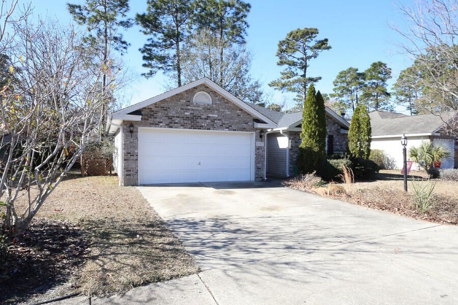 1317 Lantern Road Summerville, SC 29486 - Photo 4 of 23 VFP_5691