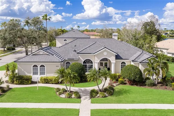 $10,000 | 8009 Royal Birkdale Circle, Lakewood Ranch, FL 34202