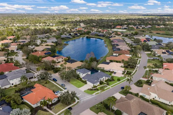 $10,000 | 8009 Royal Birkdale Circle, Lakewood Ranch, FL 34202