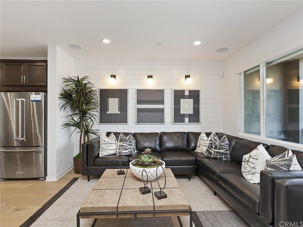 134 Citysquare Irvine, CA 92614 - Photo 11 of 38