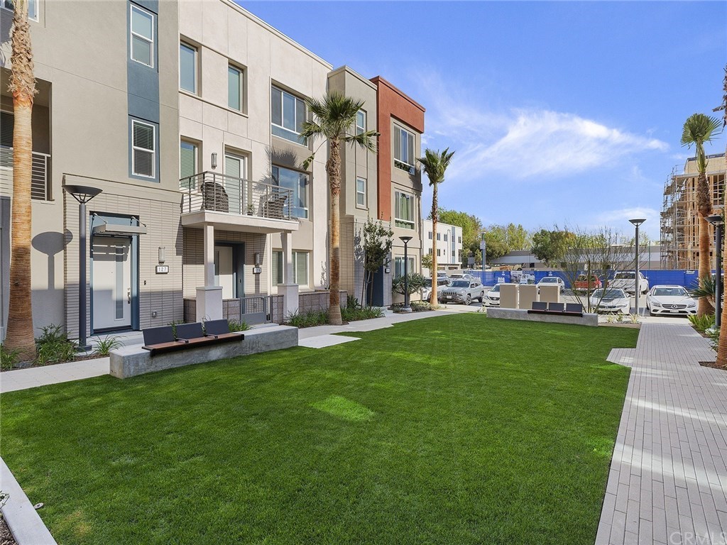 134 Citysquare Irvine, CA 92614 - Photo 36 of 38