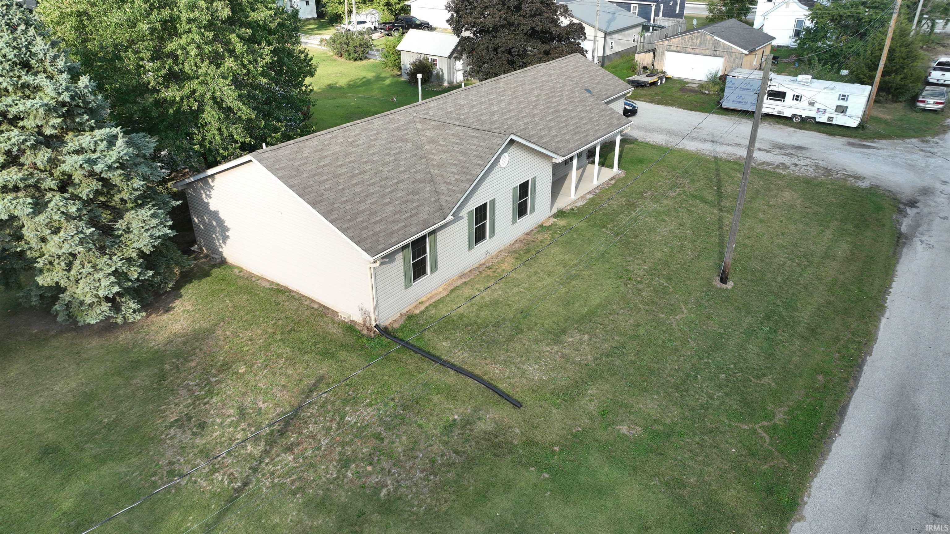 107 West 4th Street Reynolds, IN 47980 - Photo 7 of 22