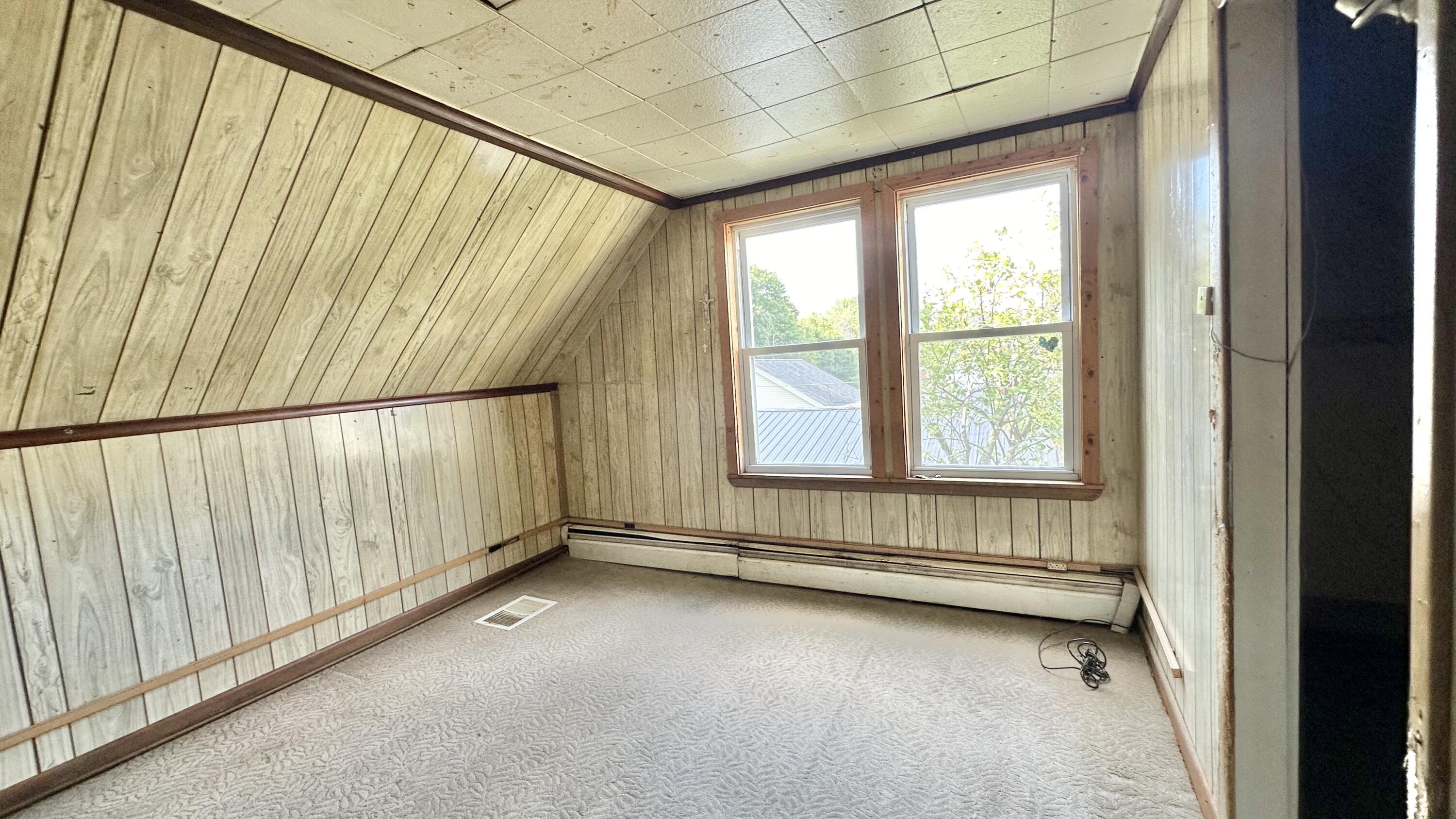 122 Knox Street Millinocket, ME 04462 - Photo 16 of 21
