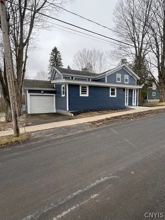 $499,000 | 4 Corwin Street, Cazenovia, NY 13035