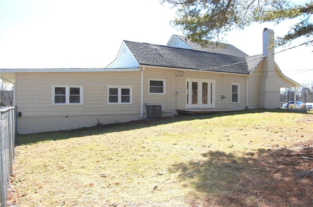 2218 Chestnut St Extension High Point, NC 27262 - Photo 25 of 28 Gallery Image 25