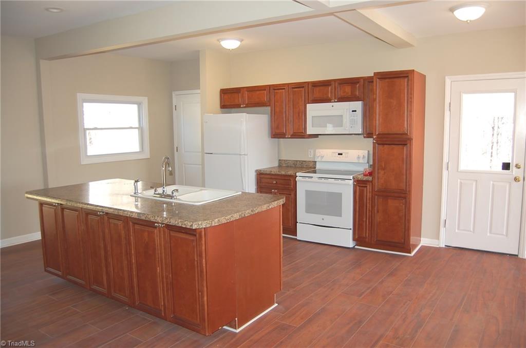 2218 Chestnut St Extension High Point, NC 27262 - Photo 6 of 28 Gallery Image 6
