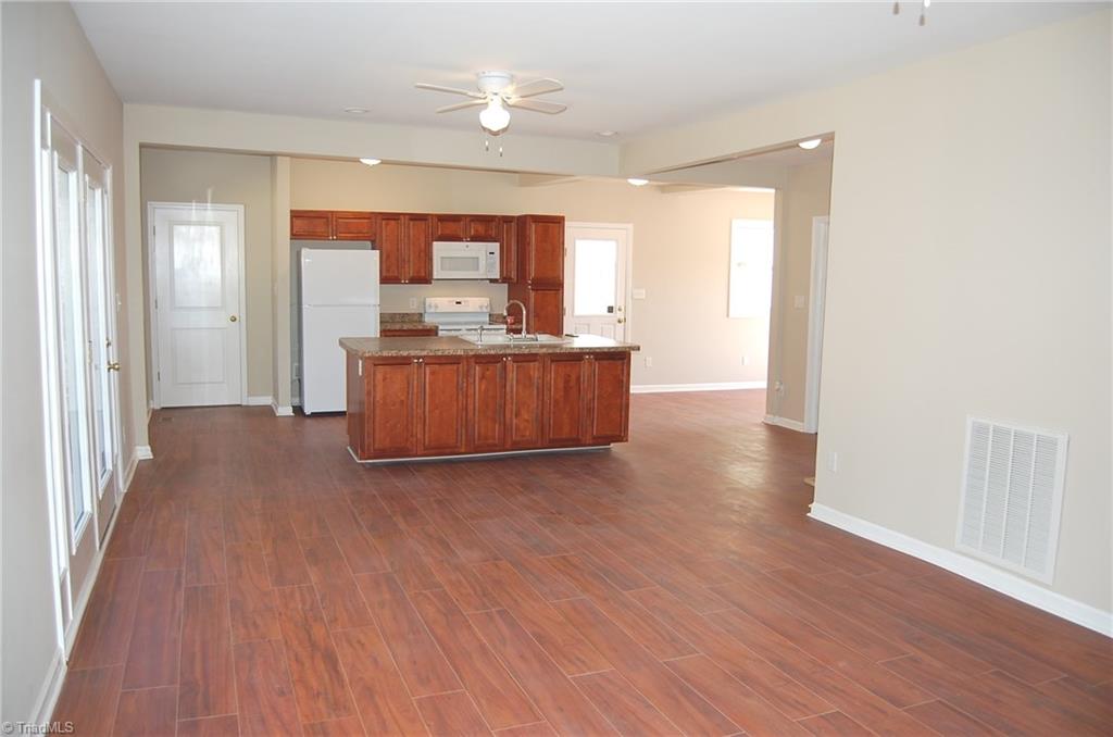 2218 Chestnut St Extension High Point, NC 27262 - Photo 7 of 28 Gallery Image 7