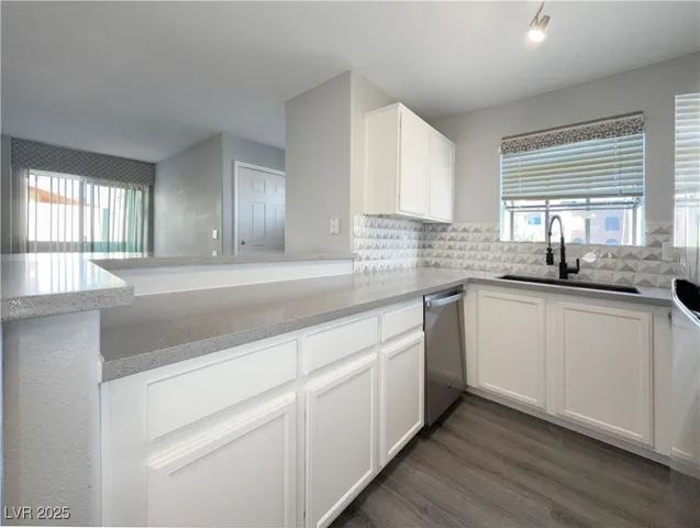 $1,100 | 2961 Juniper Hills Boulevard, Unit 103, Las Vegas, NV 89142