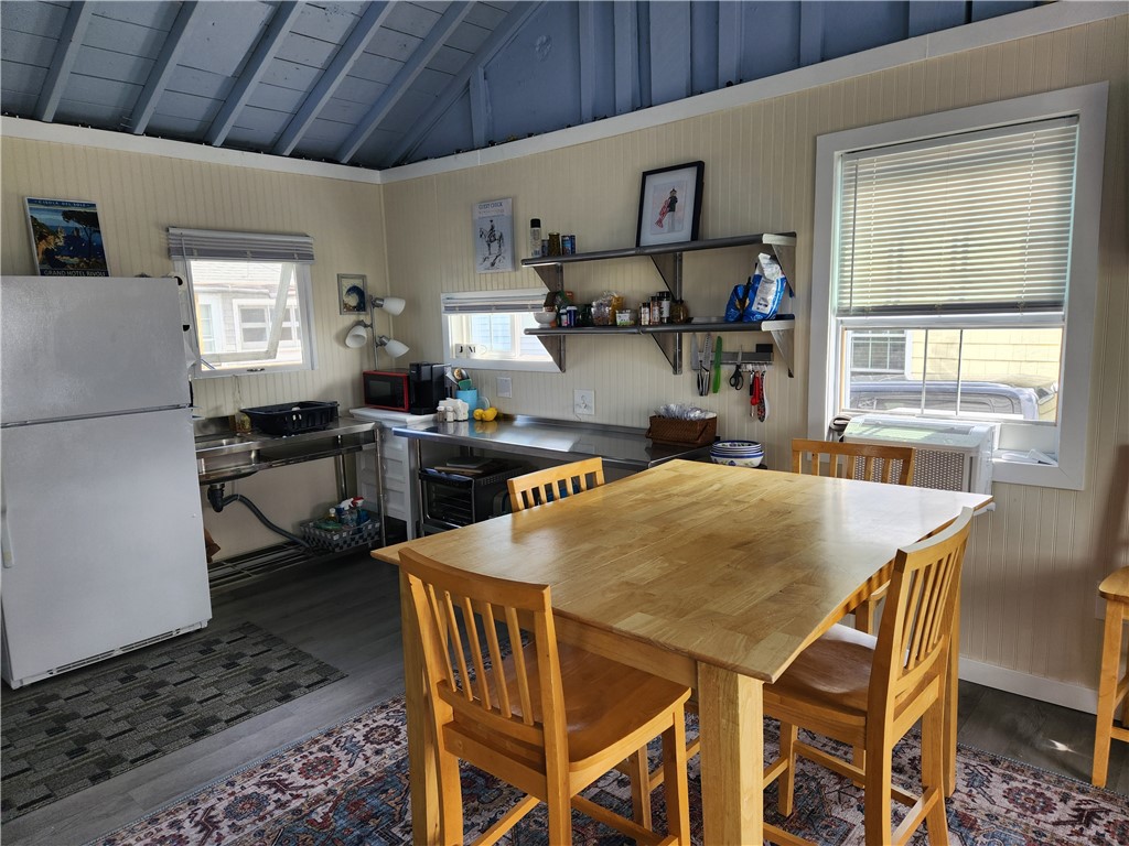 240 Cards Pond Road South Kingstown, RI 02879 - Photo 5 of 14