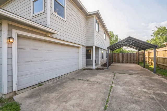 $1,795 | 11328 Hungry Horse Drive, Manor, TX 78653