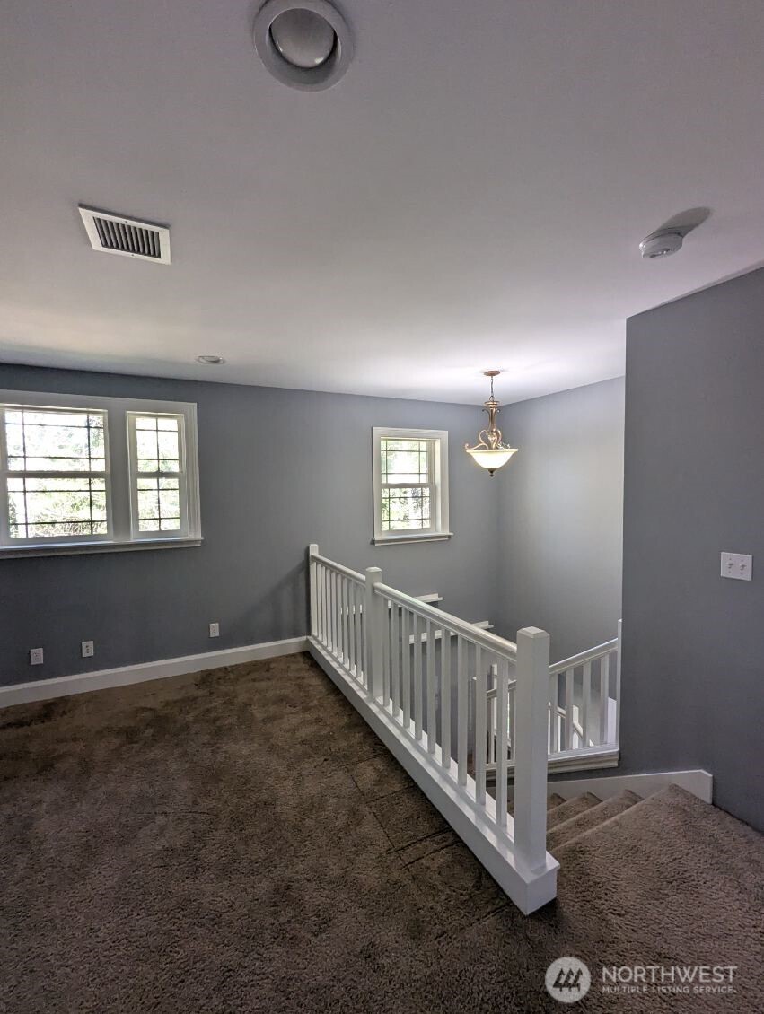 2300 Northeast Solar View Court Poulsbo, WA 98370 - Photo 26 of 37