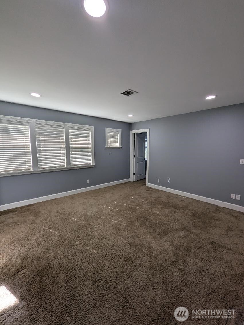 2300 Northeast Solar View Court Poulsbo, WA 98370 - Photo 33 of 37