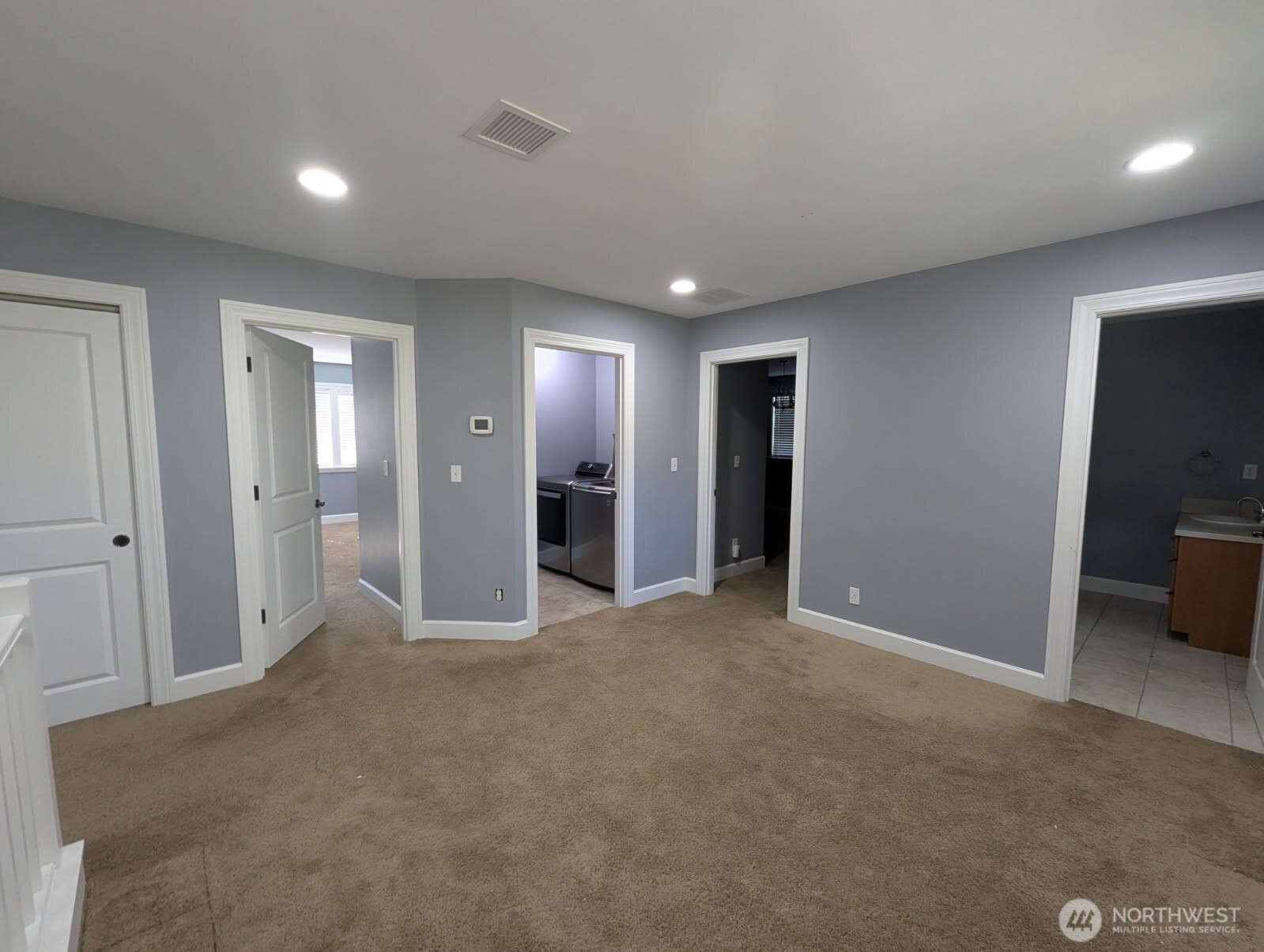 2300 Northeast Solar View Court Poulsbo, WA 98370 - Photo 34 of 37