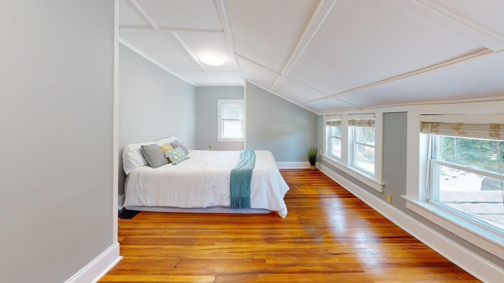33 Volusia Road Hingham, MA 02043 - Photo 18 of 26