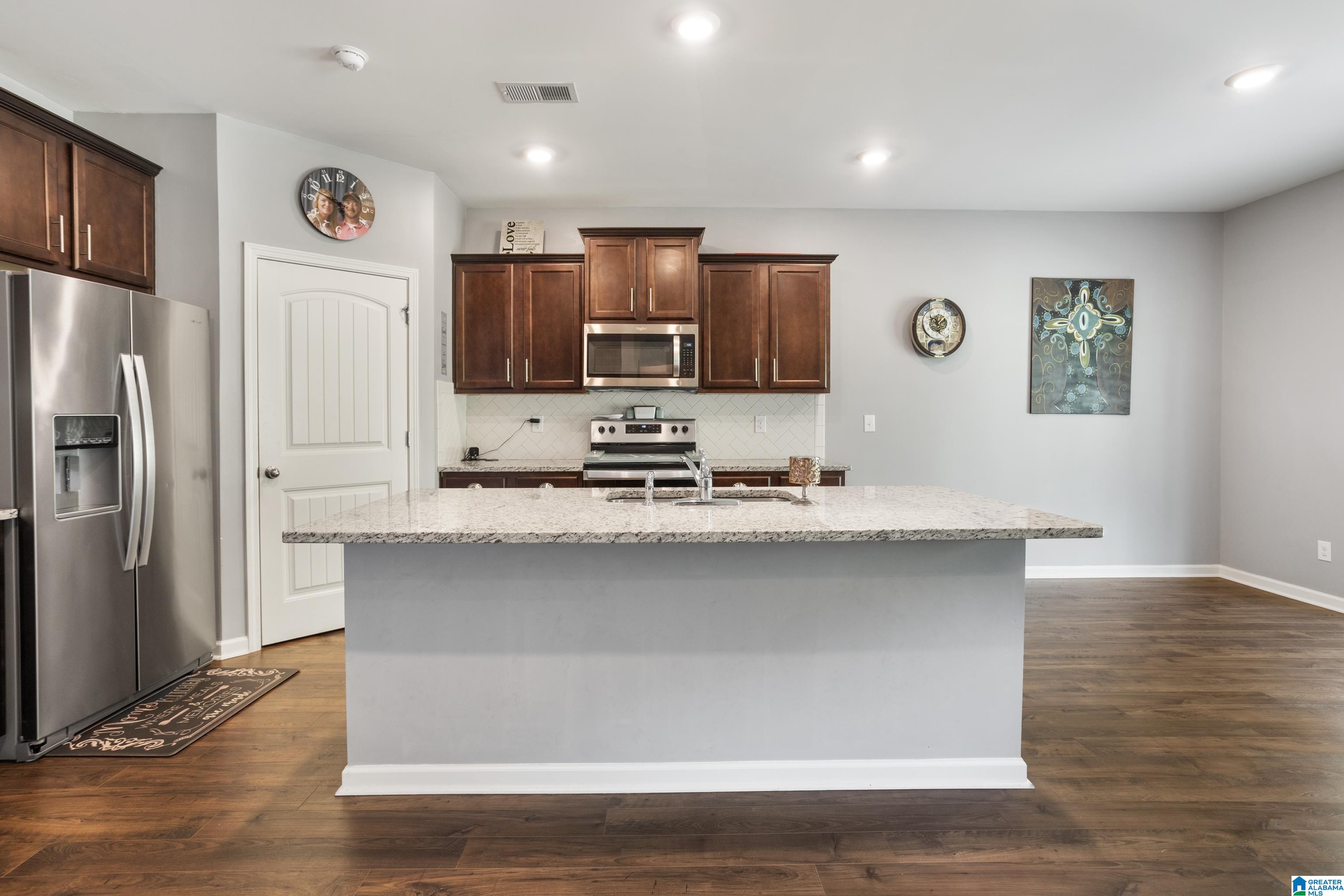 1083 Flyway View Lane Alabaster, AL 35007 - Photo 11 of 57
