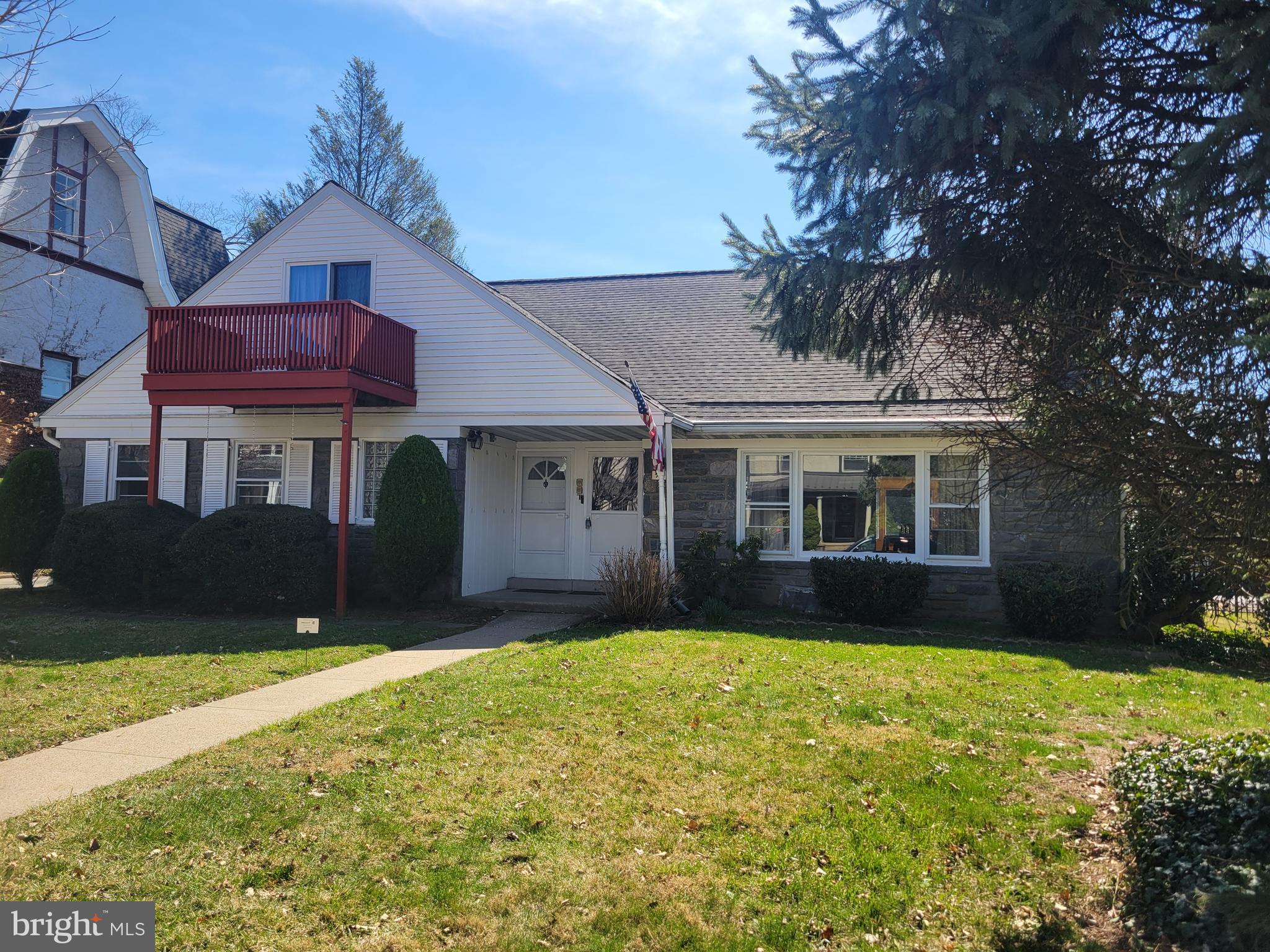 11 Tenby Road Havertown, PA 19083 - Photo 1 of 6 Duplex or convert to Single Family 4-6 Bedrooms