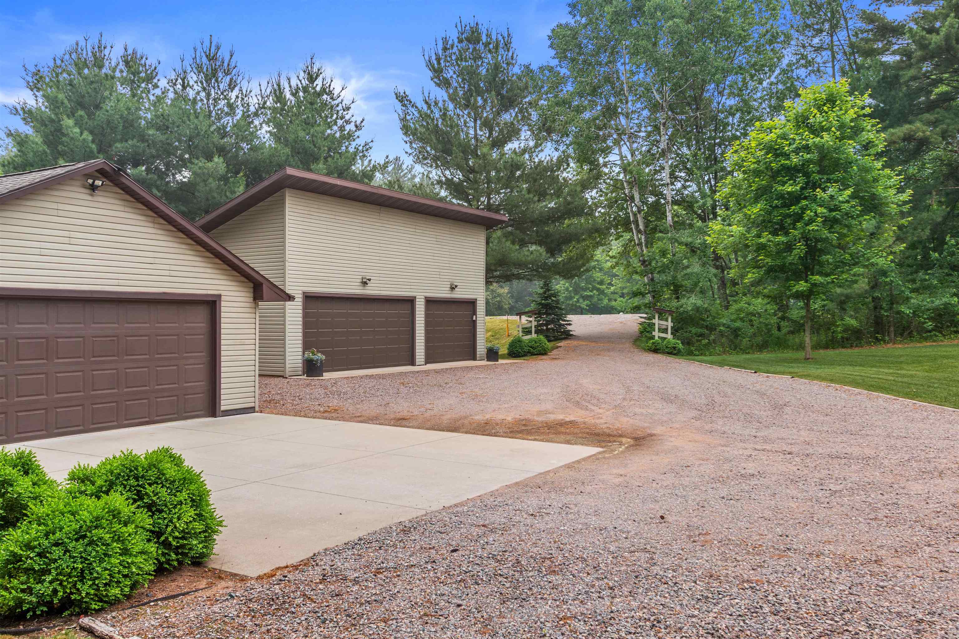 1854 County Rd Z Arkdale, WI 54613 - Photo 44 of 46