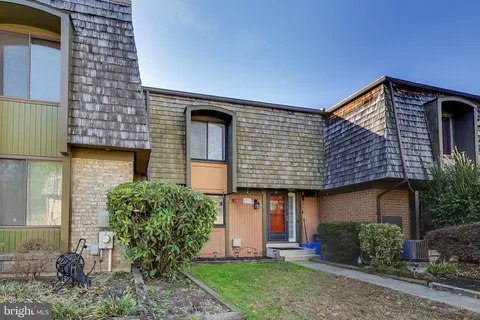 $409,800 | 9566 Fern Hollow Way, Gaithersburg, MD 20886