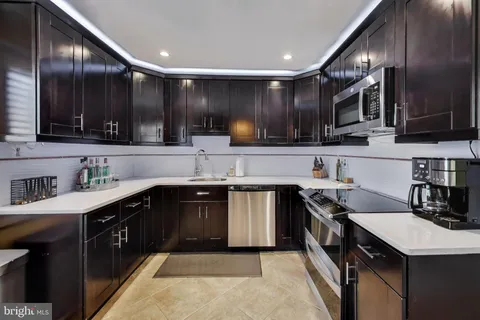 $409,800 | 9566 Fern Hollow Way, Gaithersburg, MD 20886