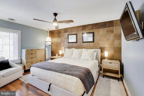 $409,800 | 9566 Fern Hollow Way, Gaithersburg, MD 20886