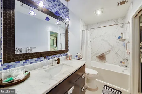 $409,800 | 9566 Fern Hollow Way, Gaithersburg, MD 20886