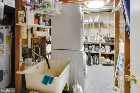 $409,800 | 9566 Fern Hollow Way, Gaithersburg, MD 20886