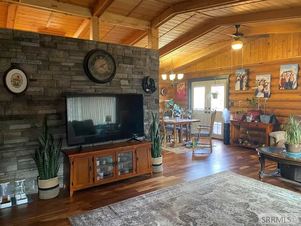 $425,000 | 252 W Summit Circle, Challis, ID 83226