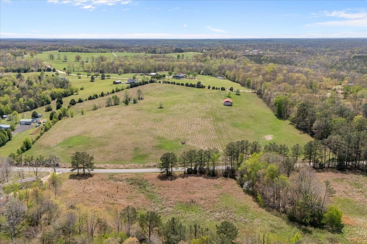 1849 Humphreys Co Line Road Dickson, TN 37055 - Photo 14 of 40 Gallery Image 14