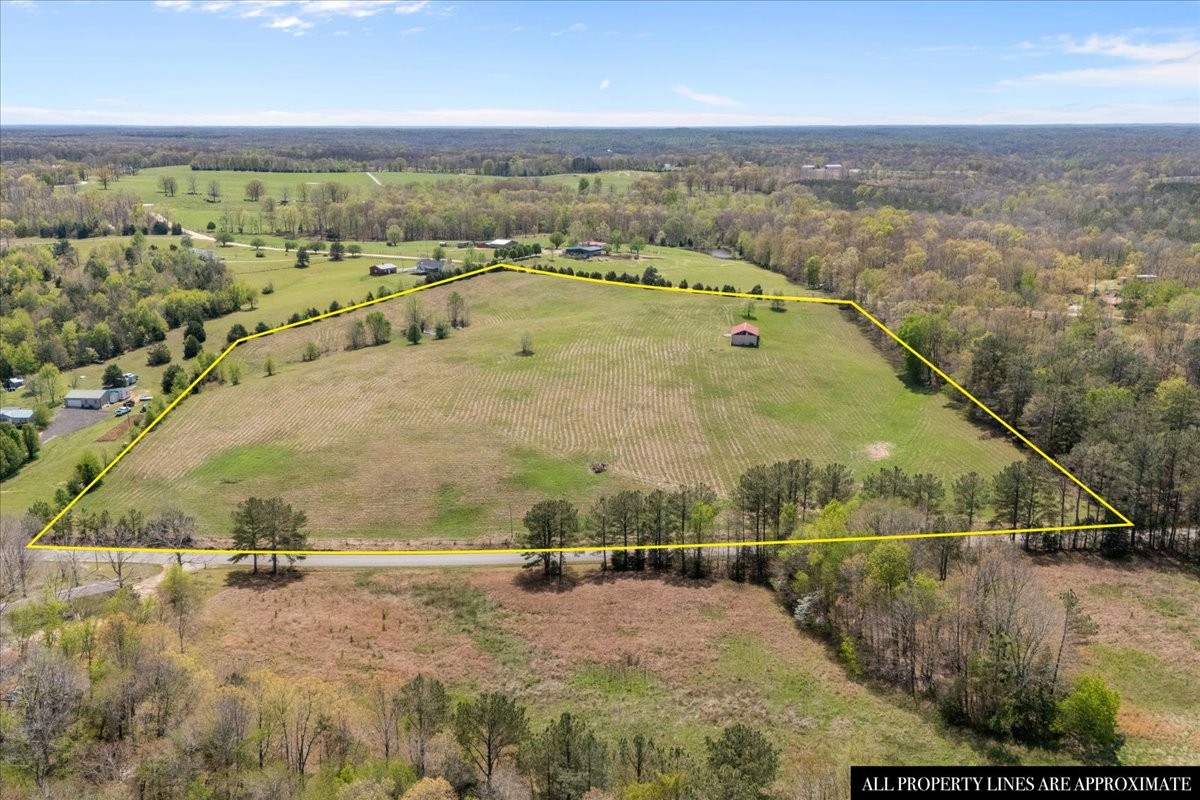 1849 Humphreys Co Line Road Dickson, TN 37055 - Photo 15 of 40 Gallery Image 15