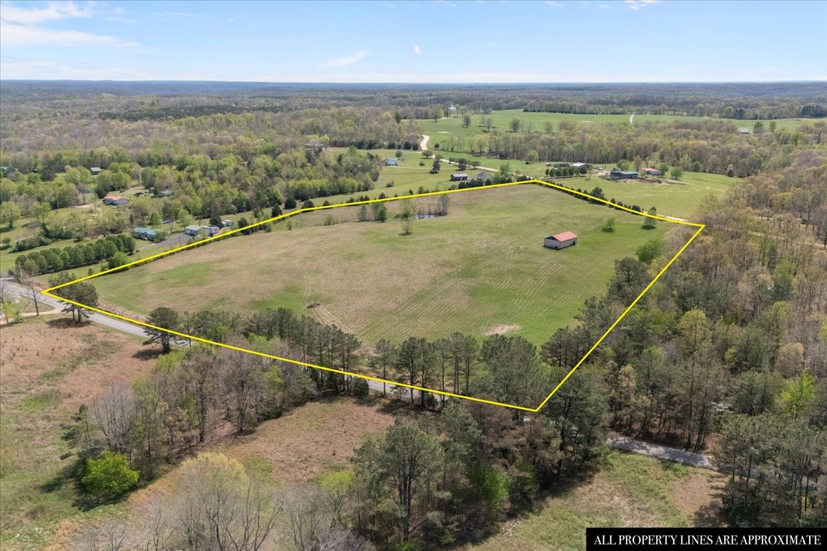 1849 Humphreys Co Line Road Dickson, TN 37055 - Photo 17 of 40 Gallery Image 17