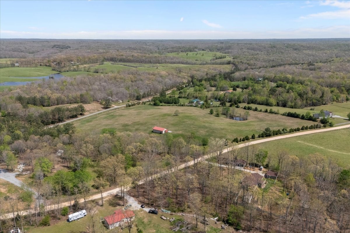 1849 Humphreys Co Line Road Dickson, TN 37055 - Photo 24 of 40 Gallery Image 24