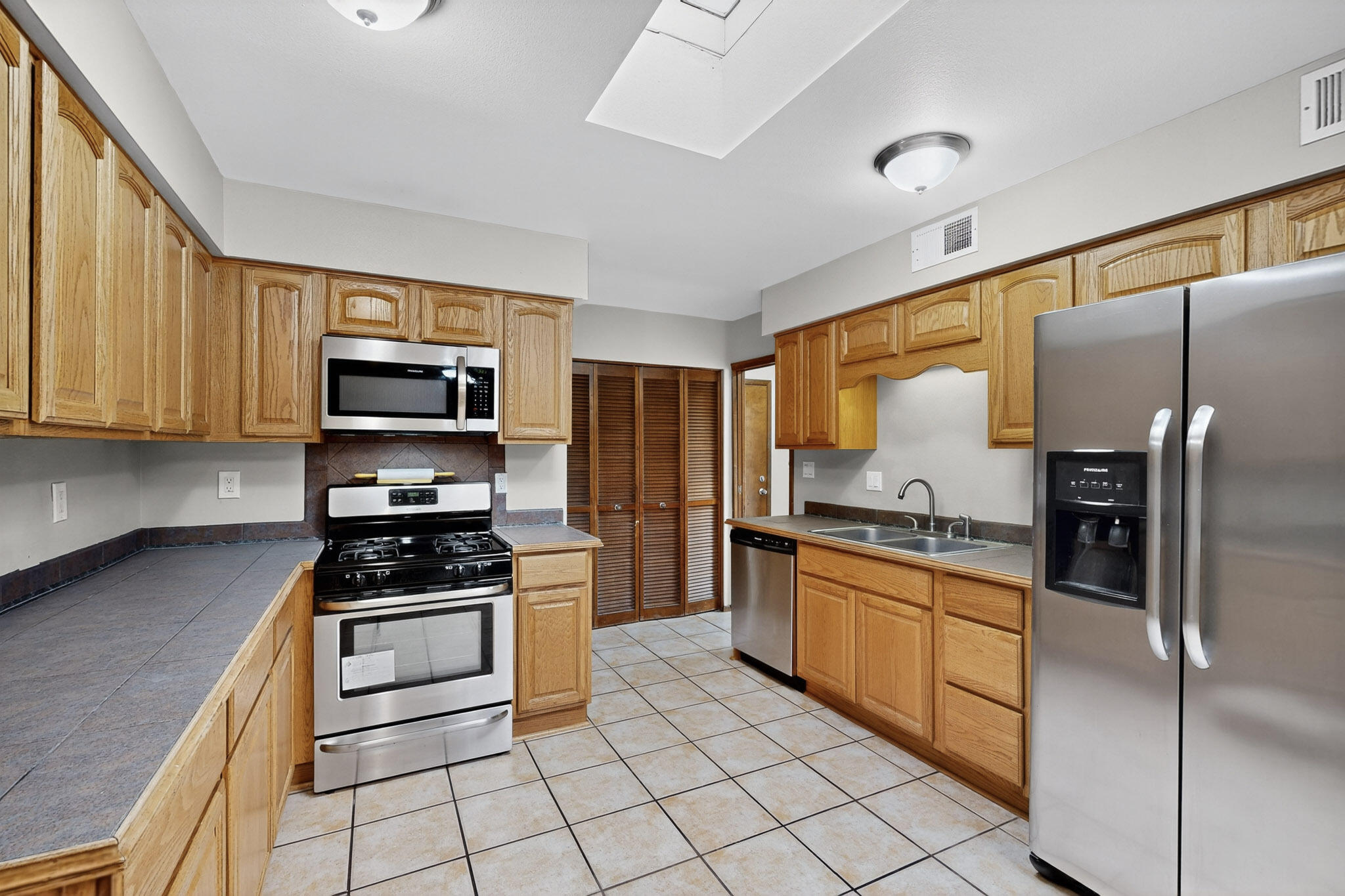 3288 Esplanade Circle Southeast Rio Rancho, NM 87124 - Photo 14 of 41 Gallery Image 14