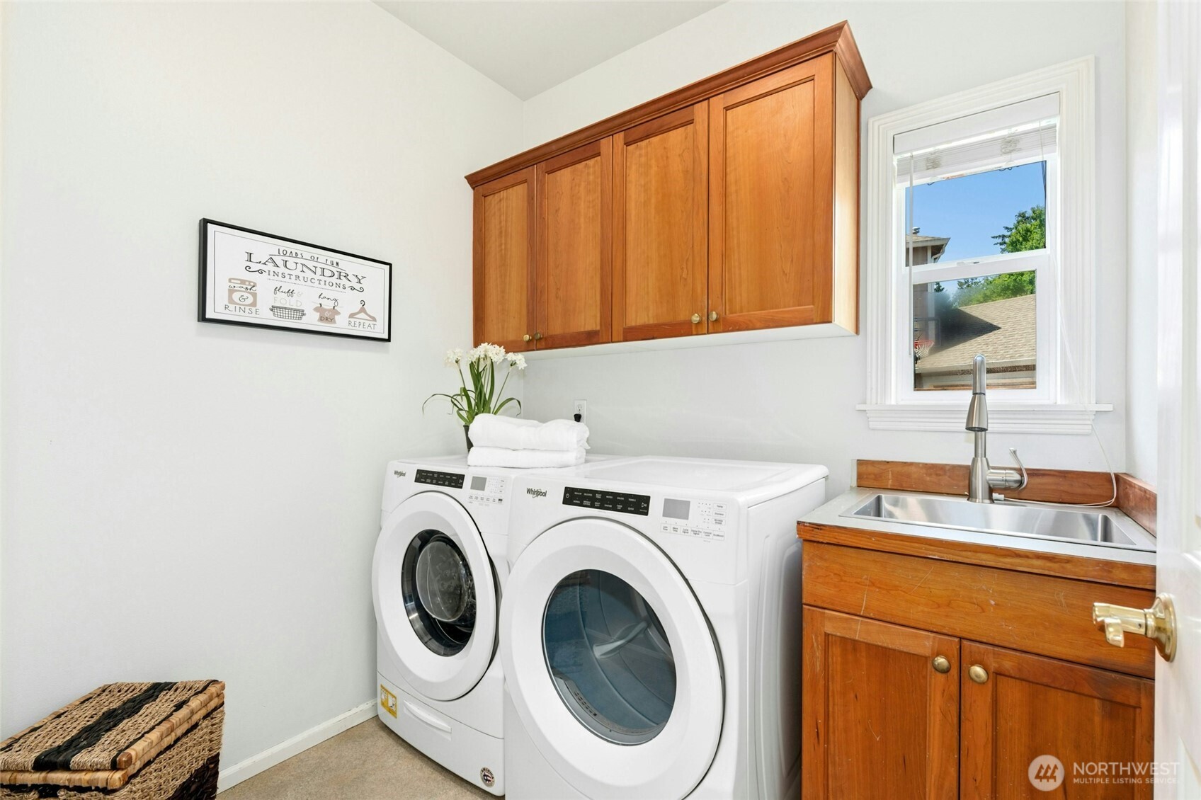 3303 174th Place Southeast Bothell, WA 98012 - Photo 28 of 32 a utility room with sink dryer and washer