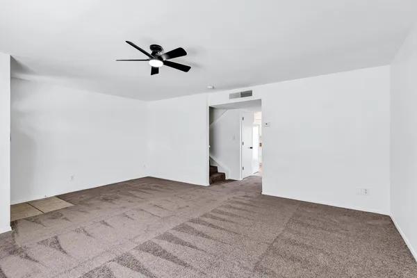 $1,800 | 3840 North 43rd Avenue, Unit 78, Phoenix, AZ 85031