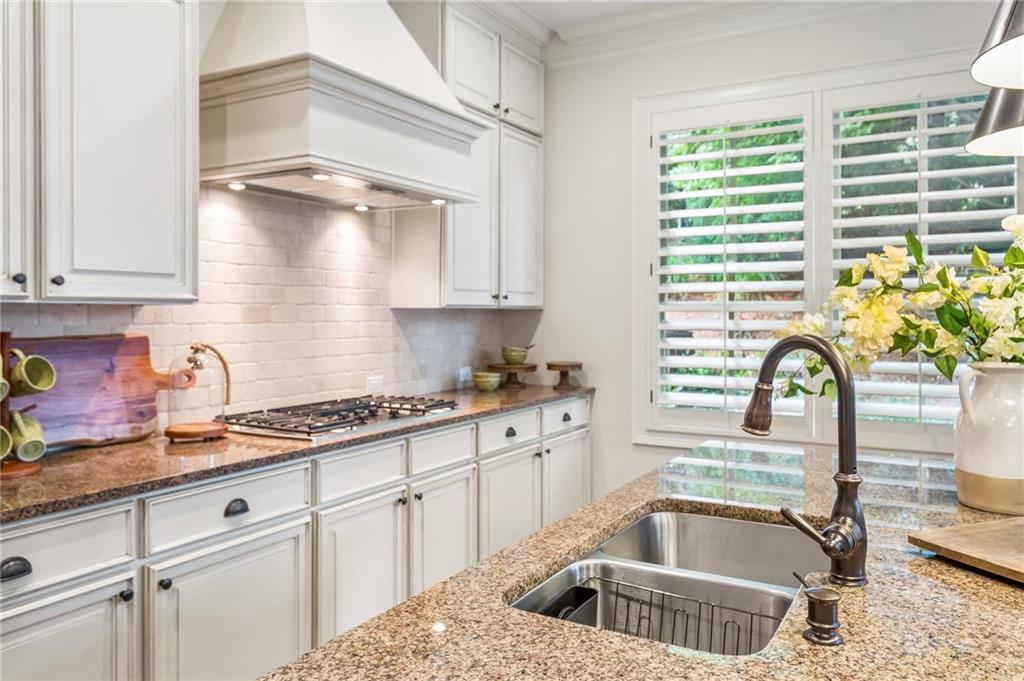 2775 Paces Lookout Lane Southeast Atlanta, GA 30339 - Photo 13 of 47